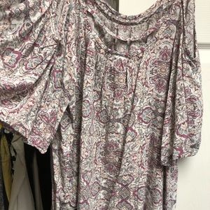 Cold shoulder top